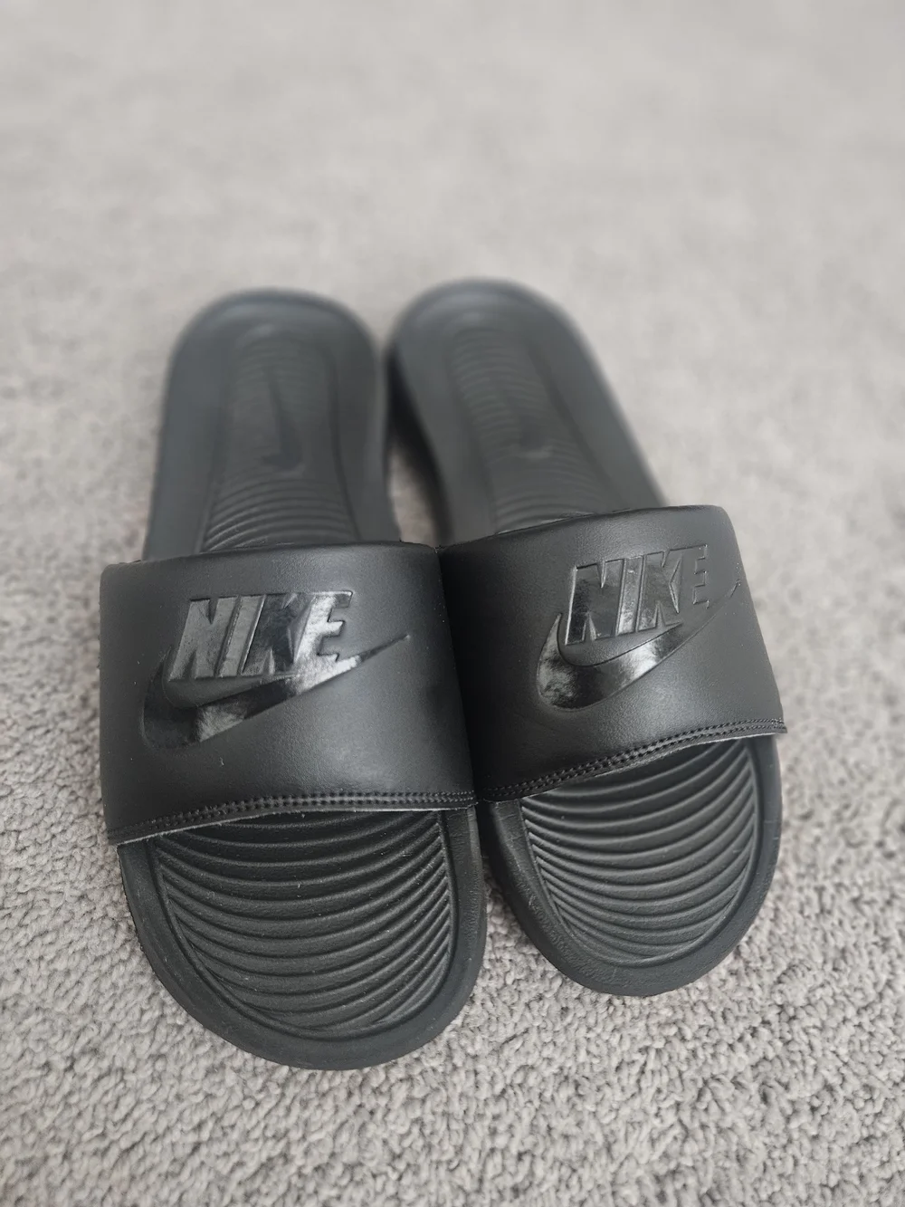 Nike Black Men's Slide Size 8